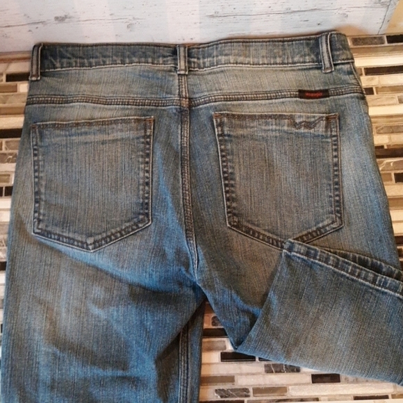 Wrangler boys denim shorts 18 - Picture 1 of 3